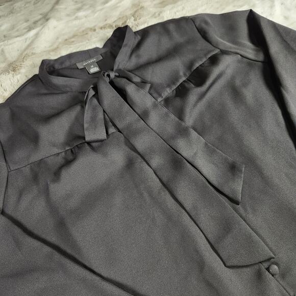 Halogen Black Flowy and Chic Tie Front V Neck Button Down Blouse Top Size XL - Picture 4 of 11